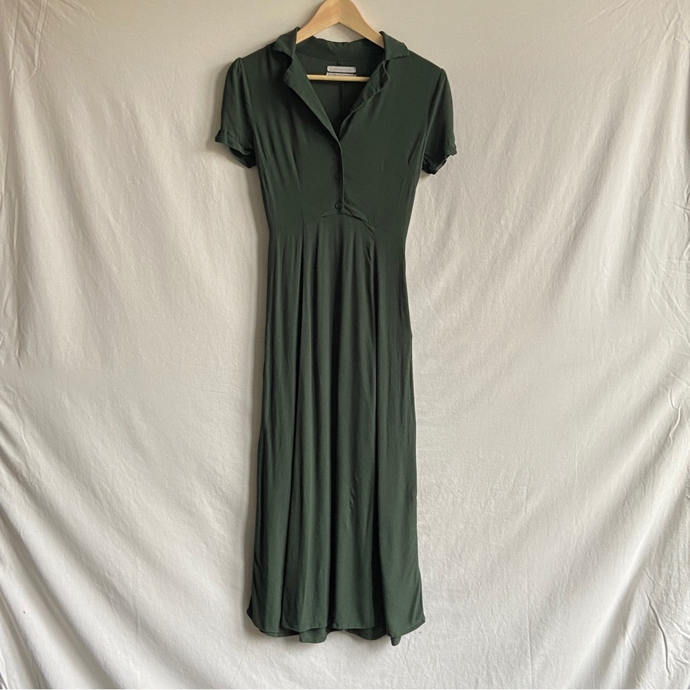 Green maxi dress